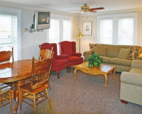 Park Hotel Condominiums – photo 2