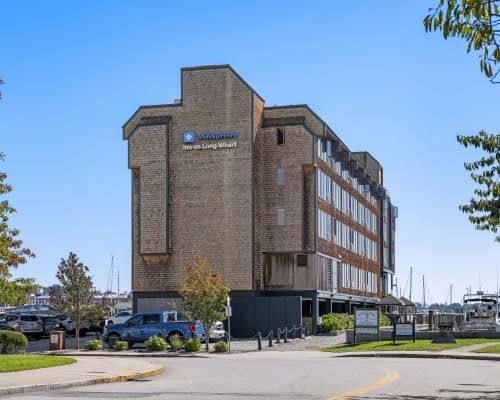 Club Wyndham Inn on Long Wharf