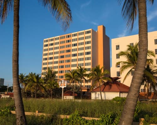 Hollywood Beach Tower