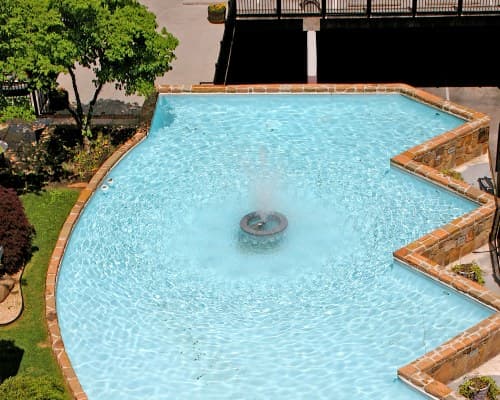 Gatlinburg Town Square Resort - 4 Nights – photo 1