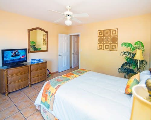 Island Seas Resort – photo 15
