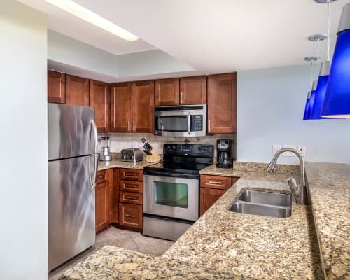 Club Wyndham Towers on the Grove – photo 14