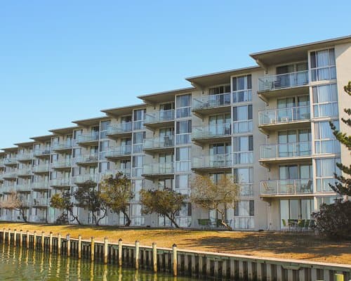 Bay Club