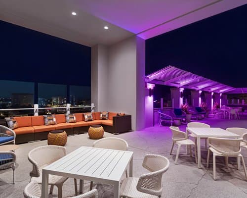 Hilton Garden Inn San Antonio Downtown Riverwalk - 5 Nights – photo 10