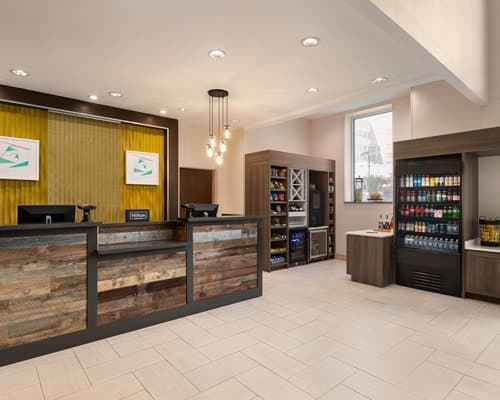 Hilton Garden Inn San Antonio Downtown Riverwalk - 5 Nights – photo 14