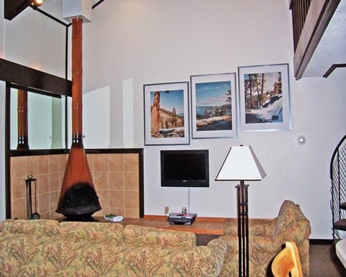 Club Tahoe Resort – photo 2