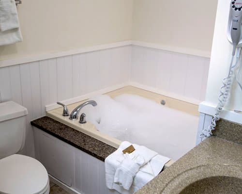 Tree Tops at Pocono Mountain Villas by Exploria Resorts – photo 17