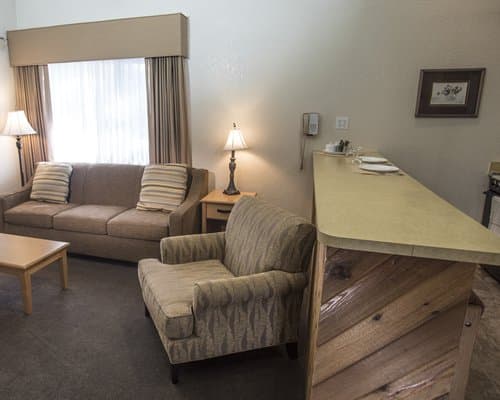 Sapphire Resorts @ Snow Lake Lodge – photo 6