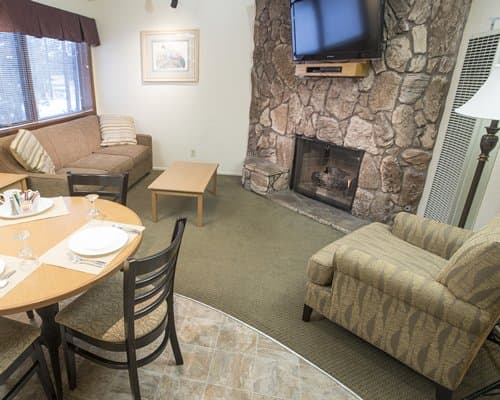 Snow Lake Lodge – photo 14