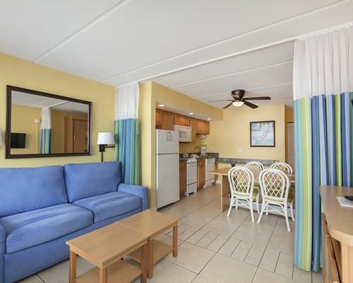 Fantasy Island Resort – photo 2