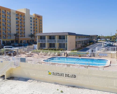 Fantasy Island Resort – photo 1
