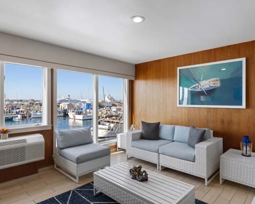Club Wyndham Inn On Long Wharf - 2 Nights – photo 10