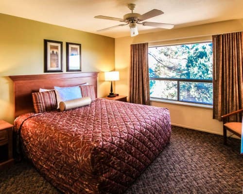 Crown Point Condominiums – photo 15
