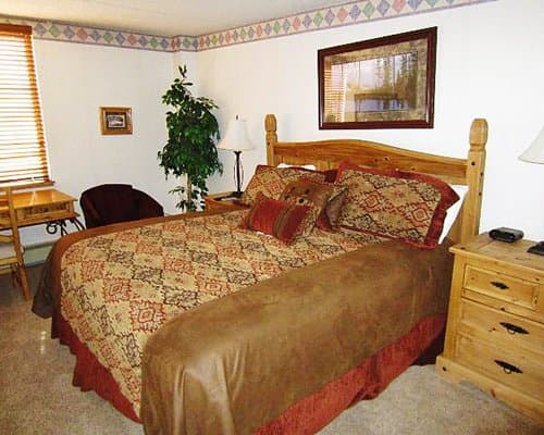 Village Square At Copper Mountain Resort – photo 24