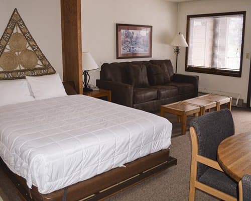 Inn at Silvercreek – photo 11