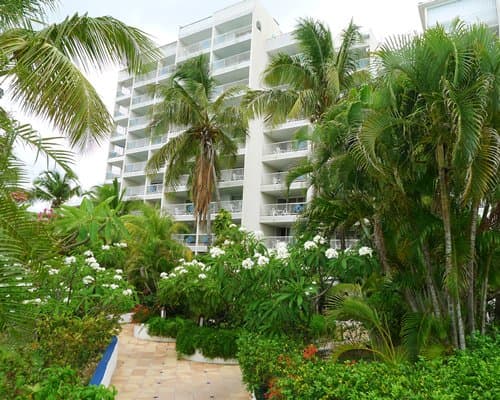 Sapphire Beach Club – photo 10