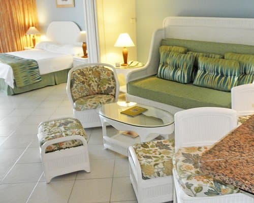 Sapphire Beach Club – photo 14