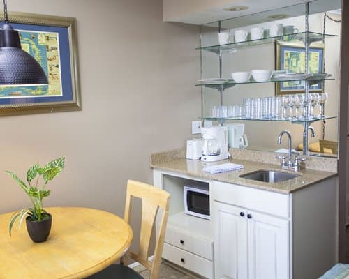 Pier 7 Condominiums – photo 3