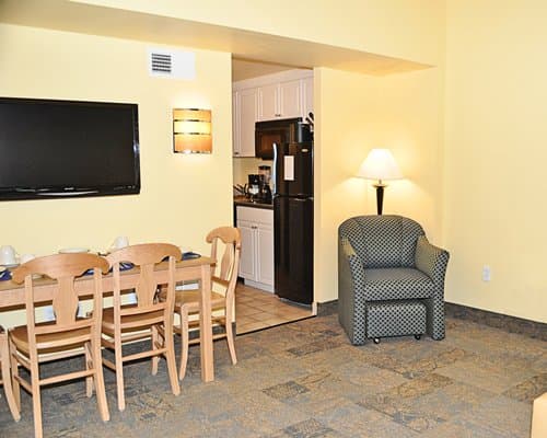 Atrium Resort – photo 4