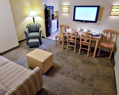 Atrium Resort – photo 7