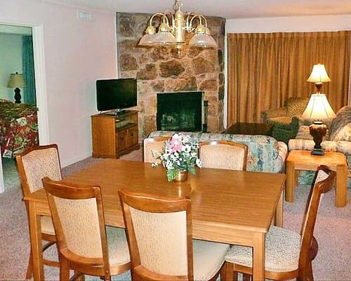 Laurel Point Resort – photo 8
