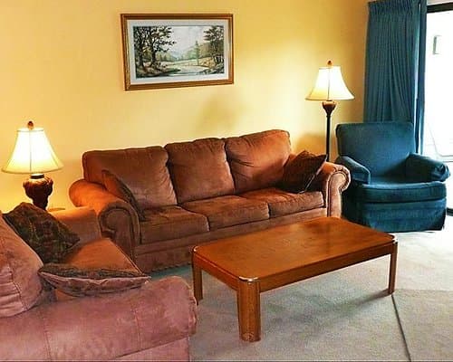 Laurel Point Resort – photo 10