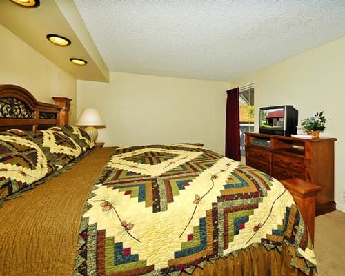 Laurel Point Resort – photo 27