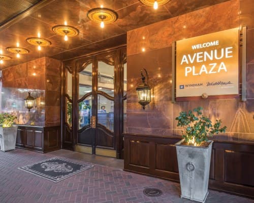 WorldMark Avenue Plaza - 2 Nights – photo 8