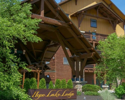 Hope Lake Lodge Resort & Indoor Waterpark At Greek Peak – photo 19