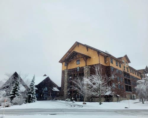 Hope Lake Lodge Resort & Indoor Waterpark At Greek Peak – photo 3