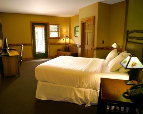 Hope Lake Lodge Resort & Indoor Waterpark At Greek Peak – photo 26