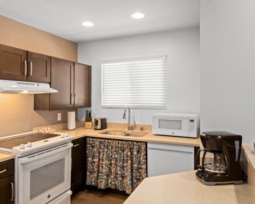 WorldMark Tropicana Avenue – photo 6