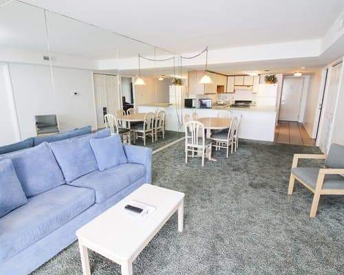 Bay Club – photo 5