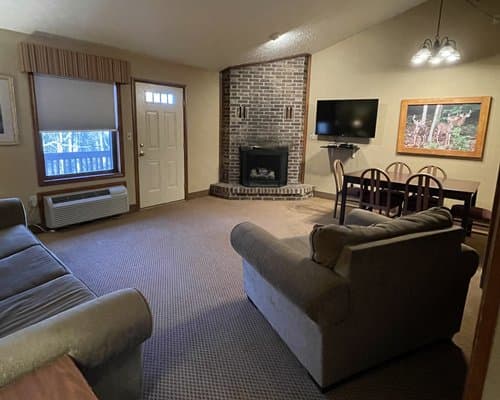Westwood Villas – photo 2