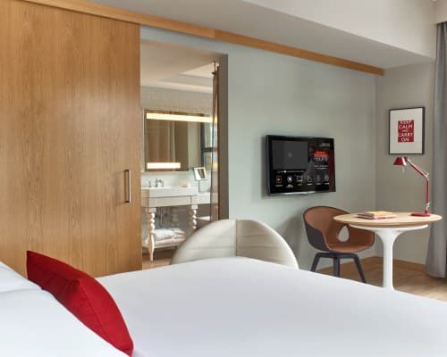 Sports Illustrated Resorts Chicago - 3 Nights – photo 7