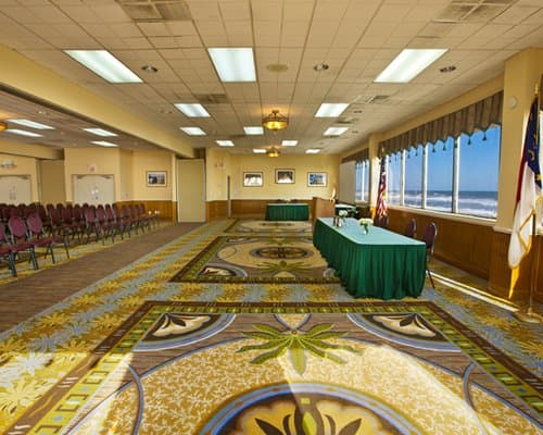 Ramada Plaza Nags Head Oceanfront – photo 18