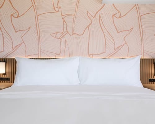 The Ambassador Hotel of Waikiki, Tapestry Collection by Hilton - 5 Nights – photo 6