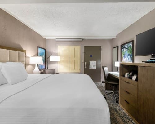 Best Western Savannah Historic District - 5 Nights – photo 25