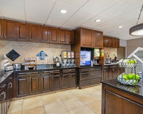 Best Western Savannah Historic District - 5 Nights – photo 12