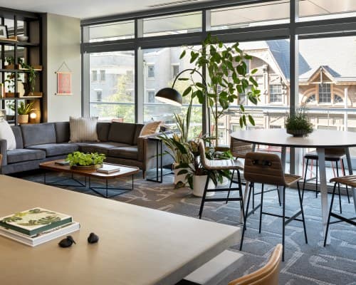 Hotel Vance, a Tribute Portfolio Hotel by Marriott - 5 Nights – photo 35