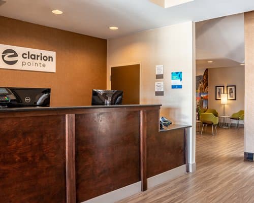 Clarion Pointe Harrisonburg – photo 3