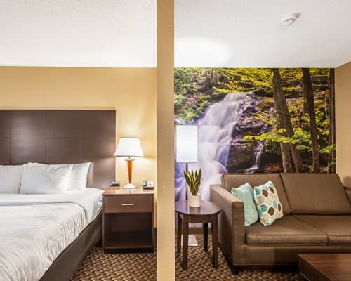 Clarion Pointe Harrisonburg – photo 7