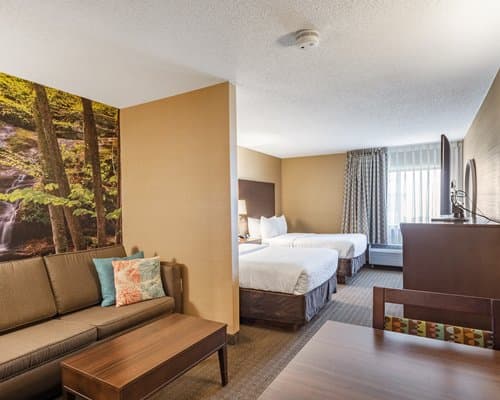 Clarion Pointe Harrisonburg – photo 10