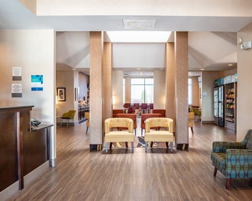 Clarion Pointe Harrisonburg – photo 11