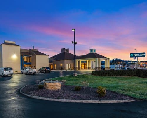 Clarion Pointe Harrisonburg – photo 15