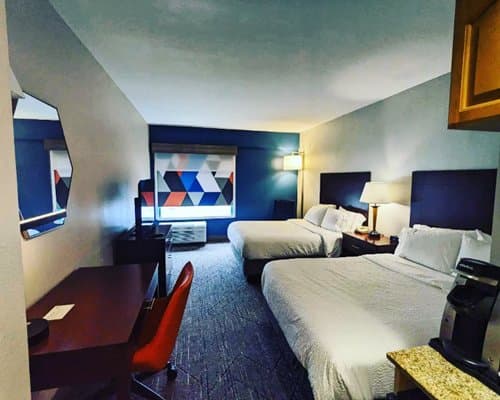 Holiday Inn Express Hotel & Suites- North – photo 5