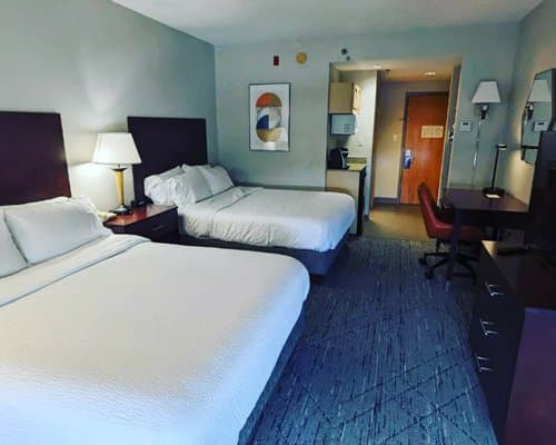 Holiday Inn Express Hotel & Suites- North – photo 6