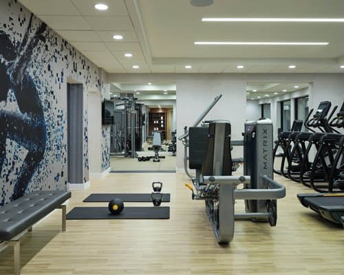 Sheraton Grand Rapids Airport Hotel – photo 2
